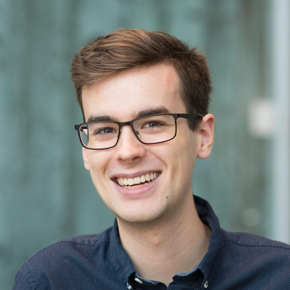 Meet your Posher, Alex